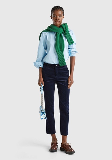  Kadın Lacivert Pamuk ve Modal Karışımlı Önü Cepli Kadife Chino Pantolon