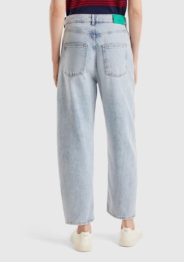  Kadın Açık Mavi %100 Koton Balon Fit Denim Pantolon