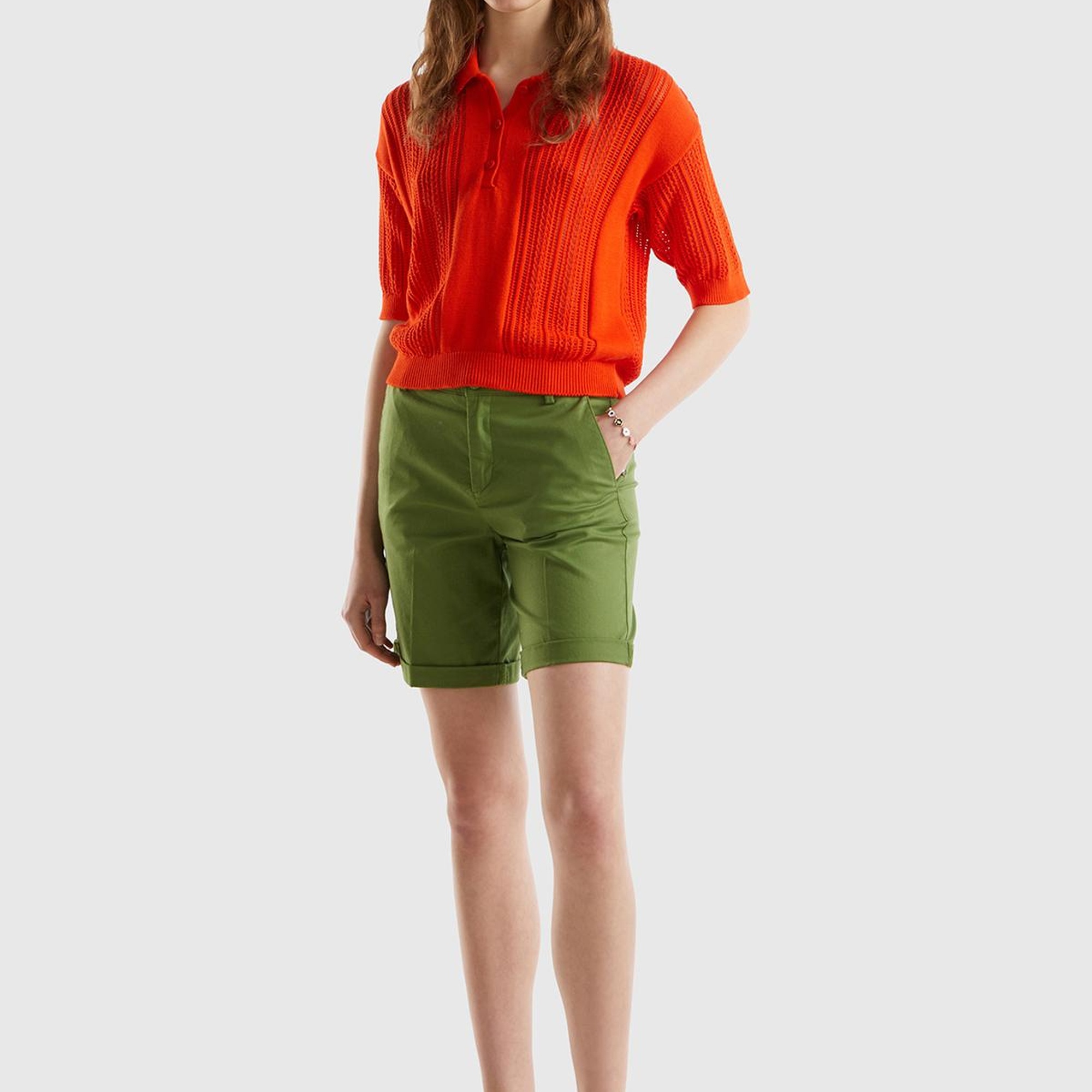 Kadın Nar Çiçeği %100 Pamuk Tığ İşi Kolları Büzgülü Polo Yaka Triko T-Shirt