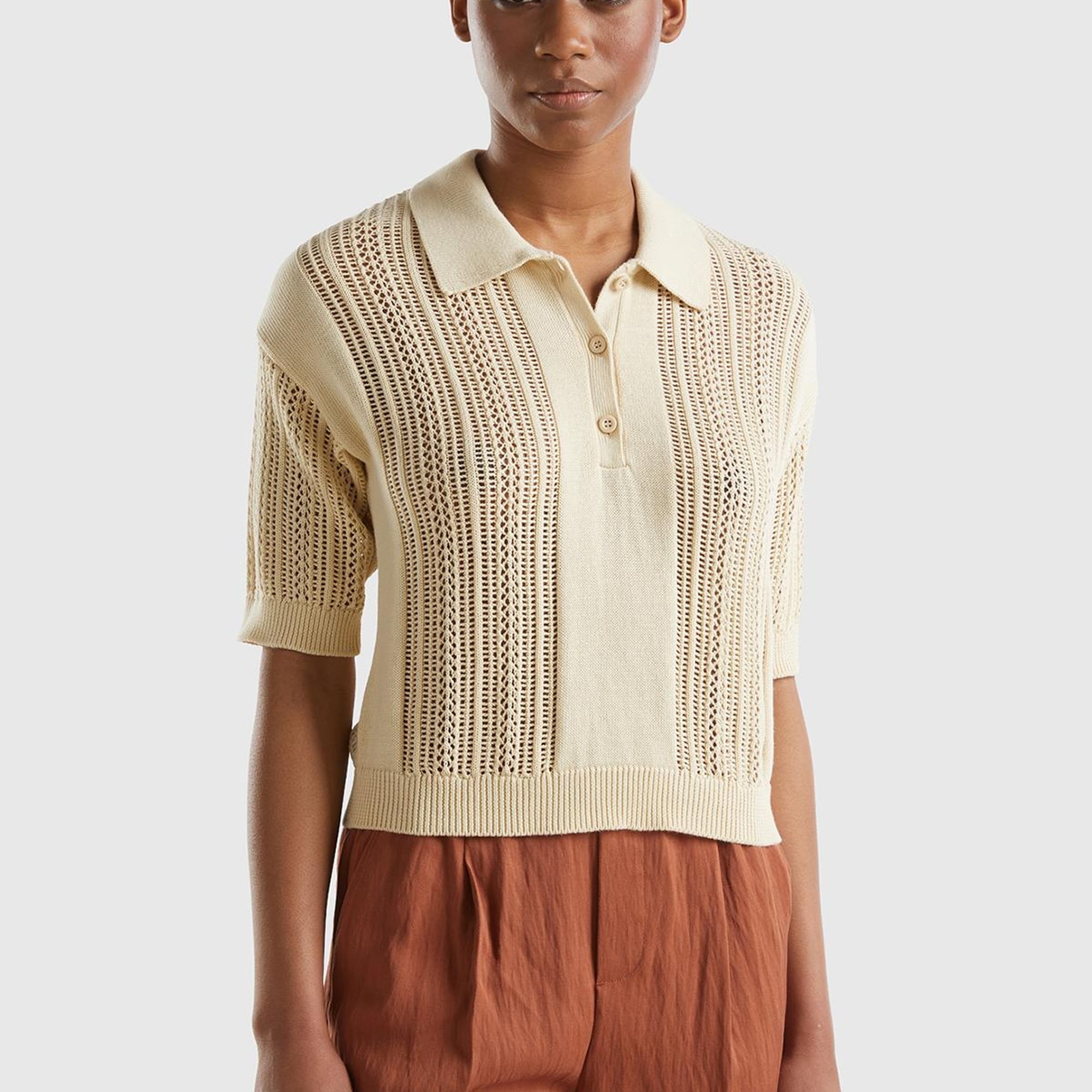 Kadın Bej %100 Pamuk Tığ İşi Kolları Büzgülü Polo Yaka Triko T-Shirt