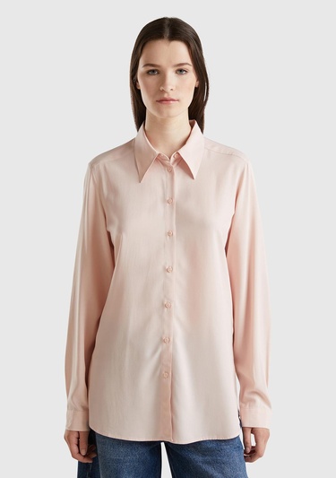  Kadın Toz Pembe %100 Viskoz Etek Ucu Yuvarlak Kesim Düz Gömlek