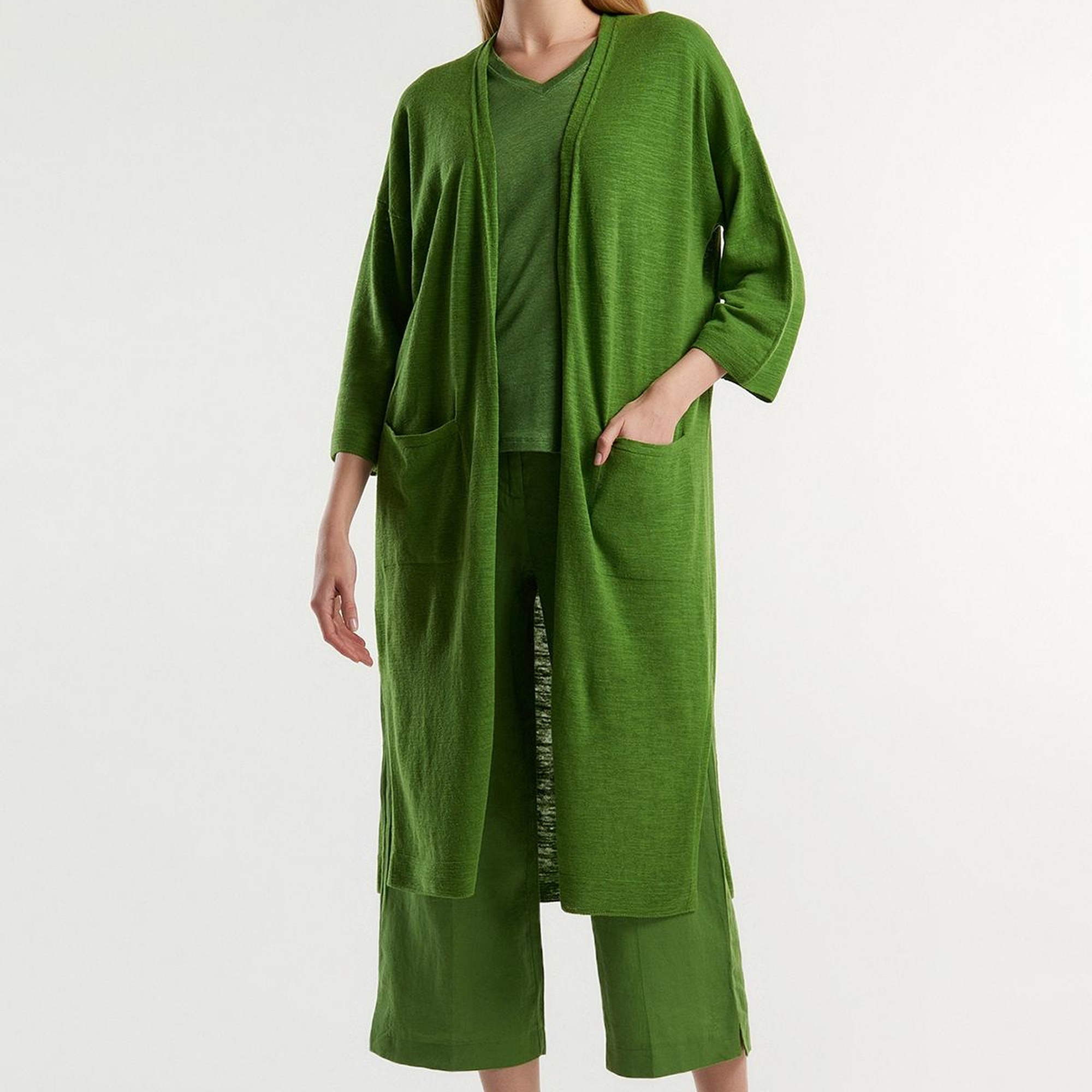 Kadın Soluk Yeşil Pamuk Keten Karışımlı Yırtmaçlı Uzun Hırka