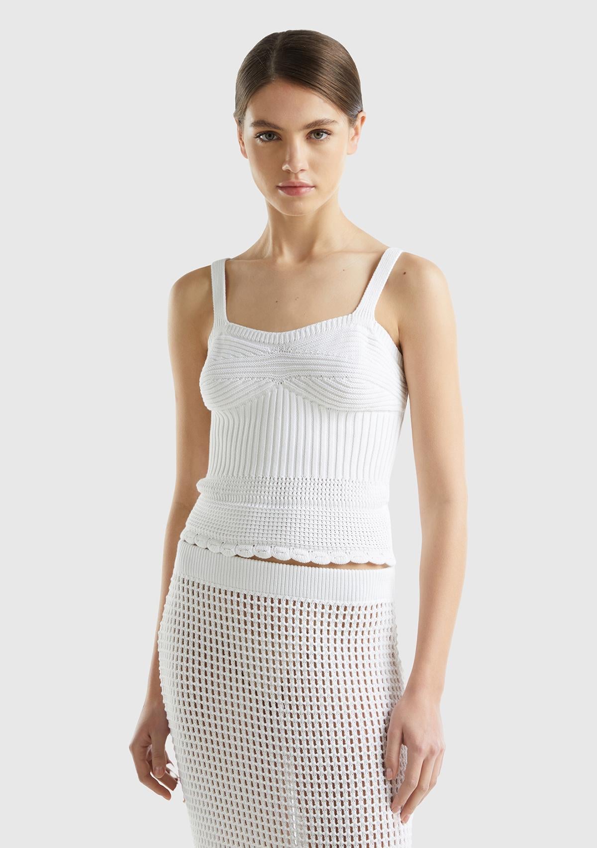  Kadın Beyaz %100 Pamuk Örgü Motifli Altı Saçaklı Kalın Askılı Triko Atlet