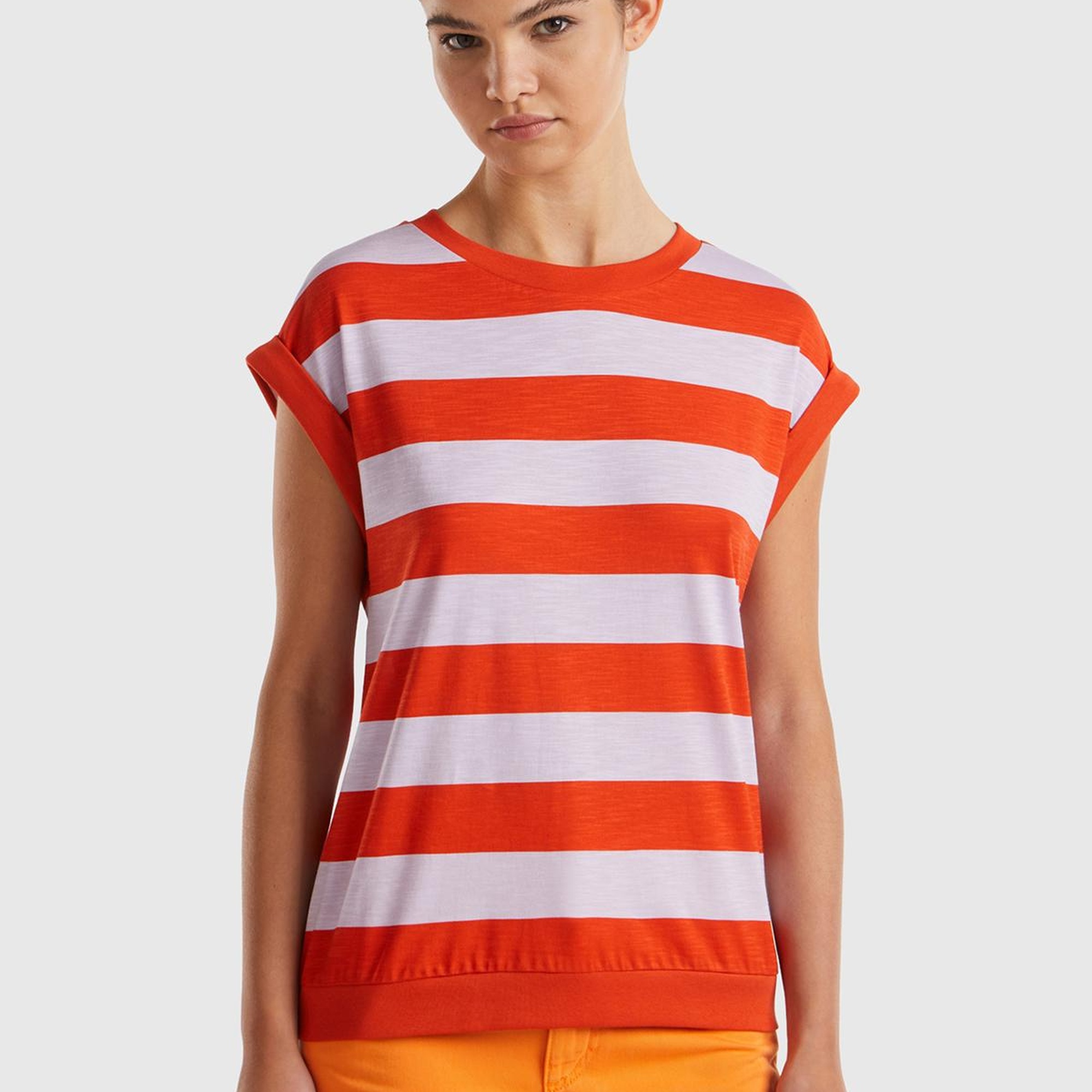 Kadın Kırmızı Mix Pamuk Karışımlı Kontrast Renkli Bisiklet Yaka T-Shirt