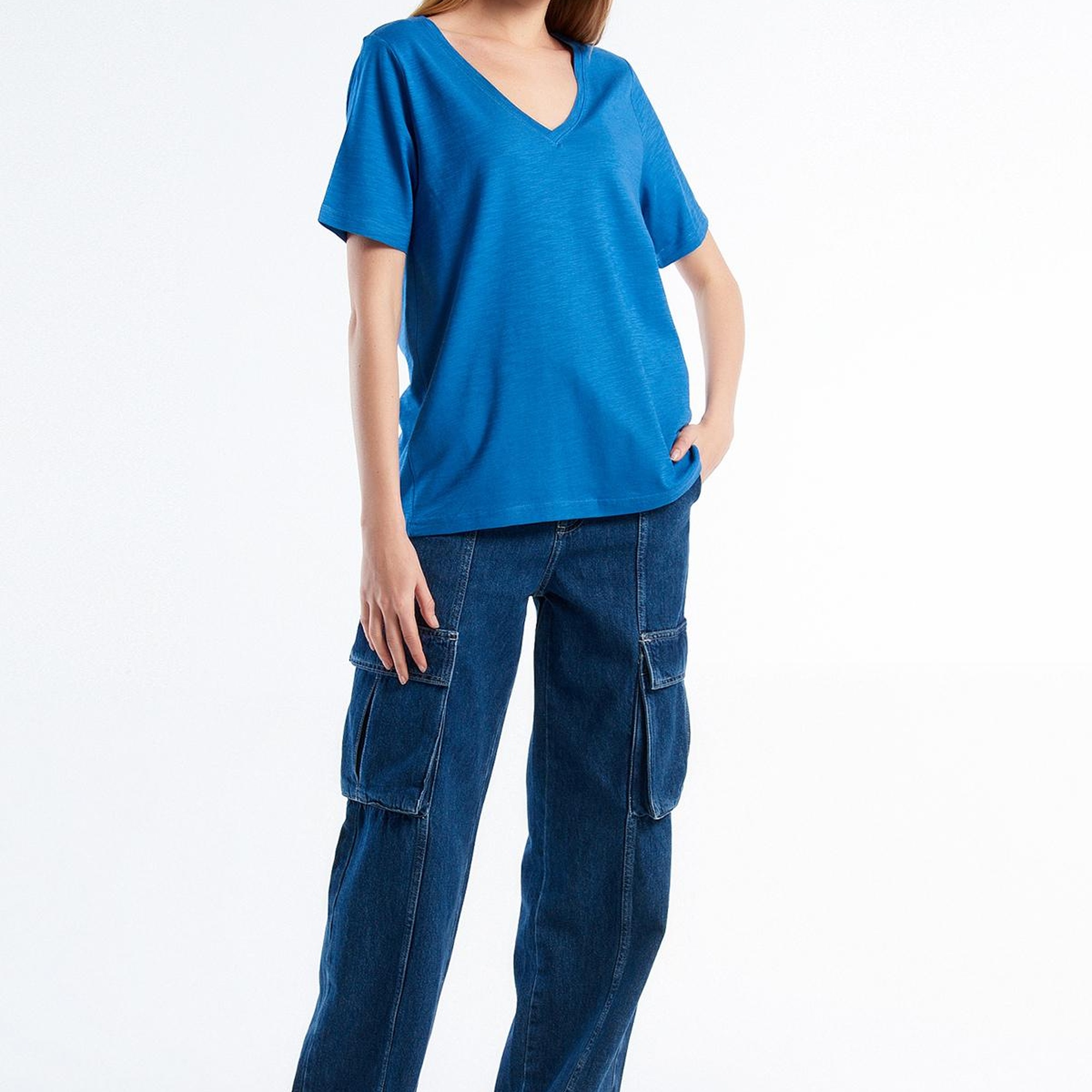 Kadın Koyu Mavi %100 Koton V Yaka Slub T-Shirt