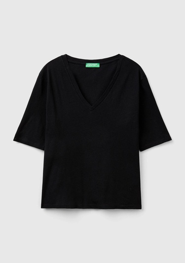  Kadın Siyah Pamuk Keten Karışımlı V Yaka Rahat Kesim T-Shirt