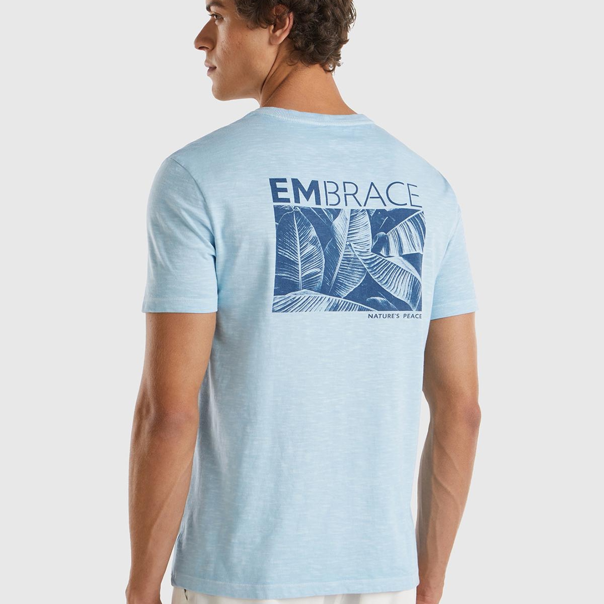 Erkek Açık Mavi %100 Pamuk Önü ve Arkası Grafik Baskılı Bisiklet Yaka T-Shirt