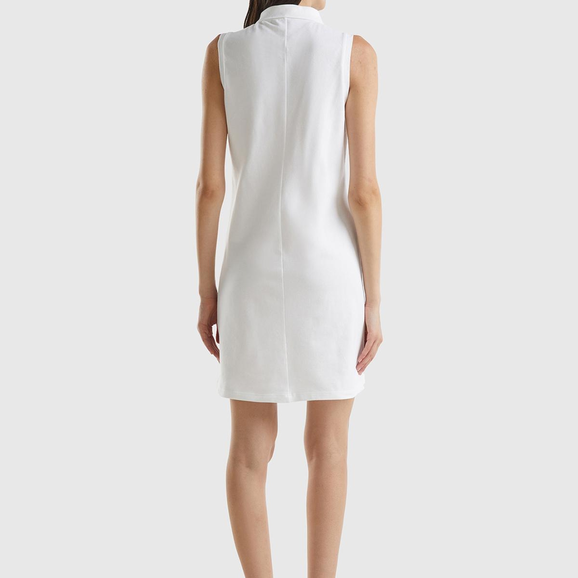 Kadın Beyaz Pamuk Karışımlı Göğsü Logo İşlemeli Düğmeli Polo Yaka Elbise