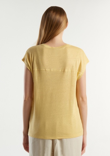  Kadın Açık Sarı %100 Keten Rahat Kalıp Derin V Yaka Kolsuz T-Shirt