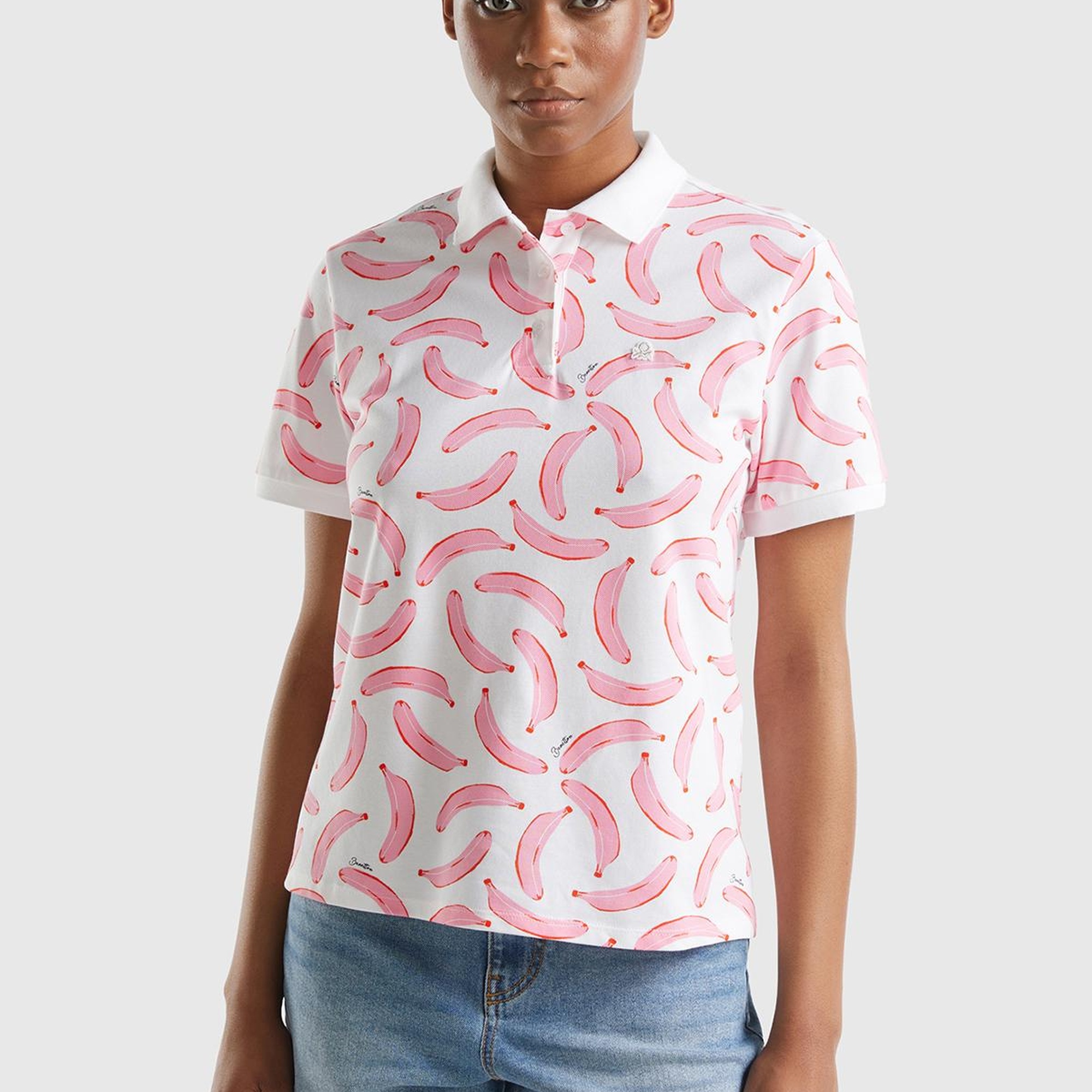 Kadın Beyaz Mix Streç Pamuklu Göğsü Logo İşlemeli Tamamı Desenli Polo T-Shirt