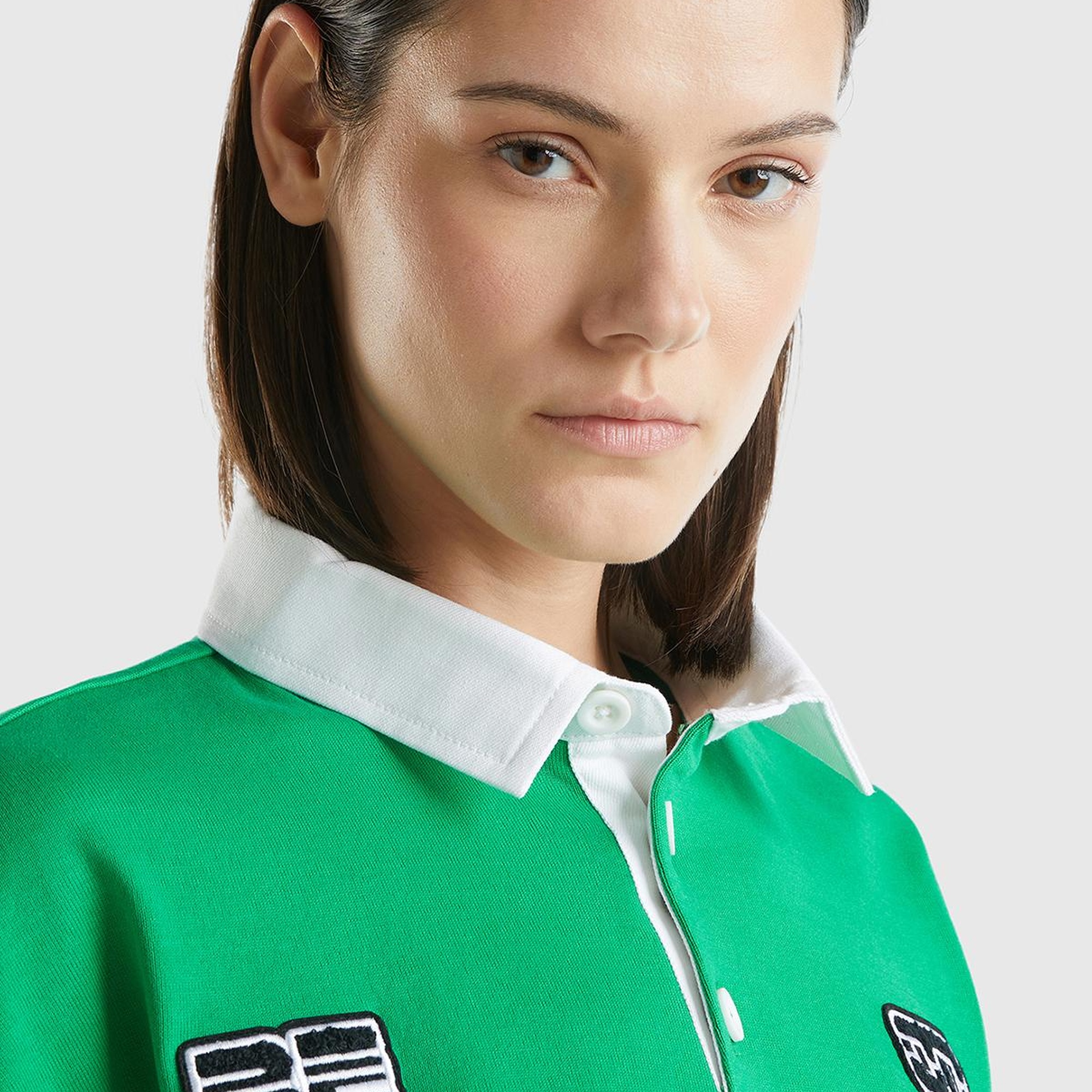 Kadın Yeşil %100 Pamuk Logo Baskılı Renk Bloklu Polo Yaka Crop Sweatshirt