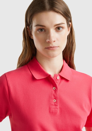  Kadın Koyu Pembe Streç Pamuklu Sol Altı Logo Baskılı Polo T-Shirt