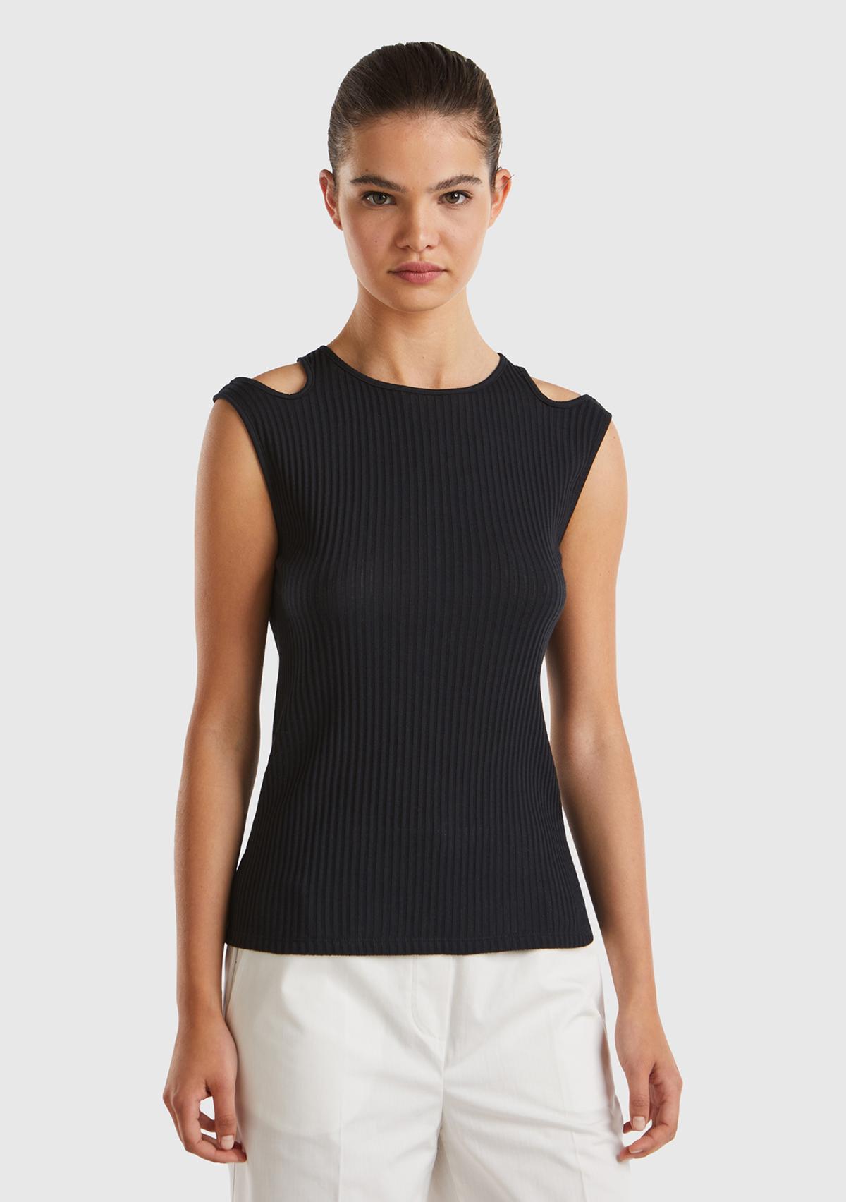  Kadın Siyah %100 Pamuk Omuzları Kesik Detaylı Ribanalı Atlet