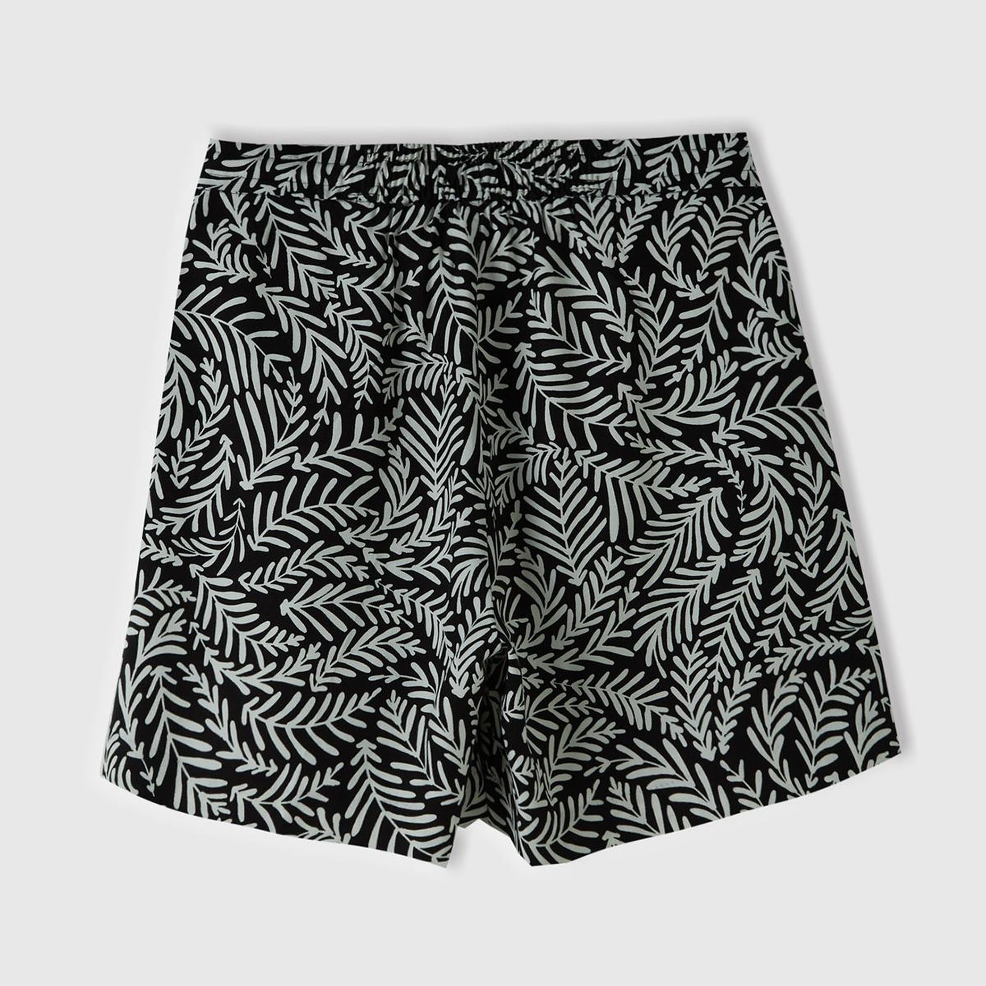 Kadın Siyah-Beyaz %100 Liyosel Tamamı Desenli 2 Cepli Beli İpli Bermuda Şort