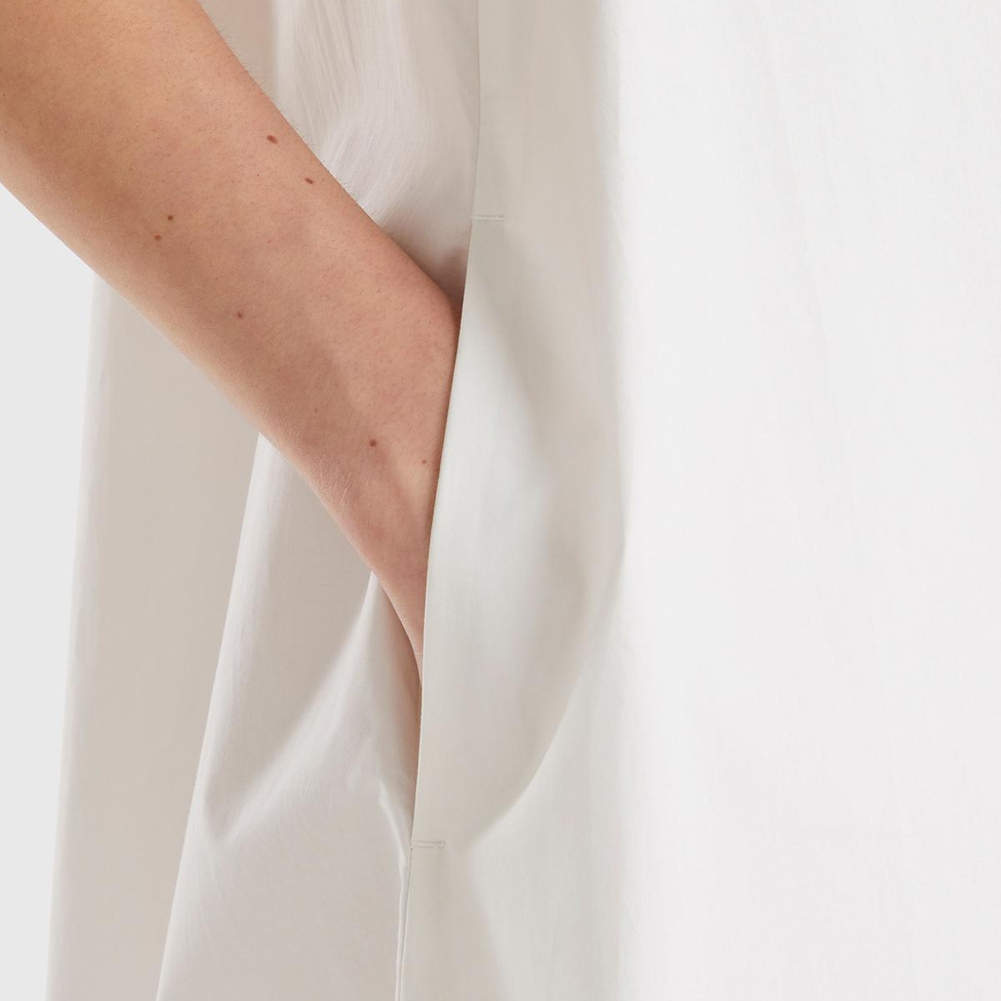 Kadın Krem %100 Koton Kolsuz Midi Boy Elbise