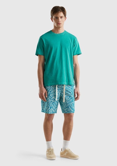  Erkek Yeşil Mix Streç Pamuklu Tamamı Desenli Yama Cepli Şort