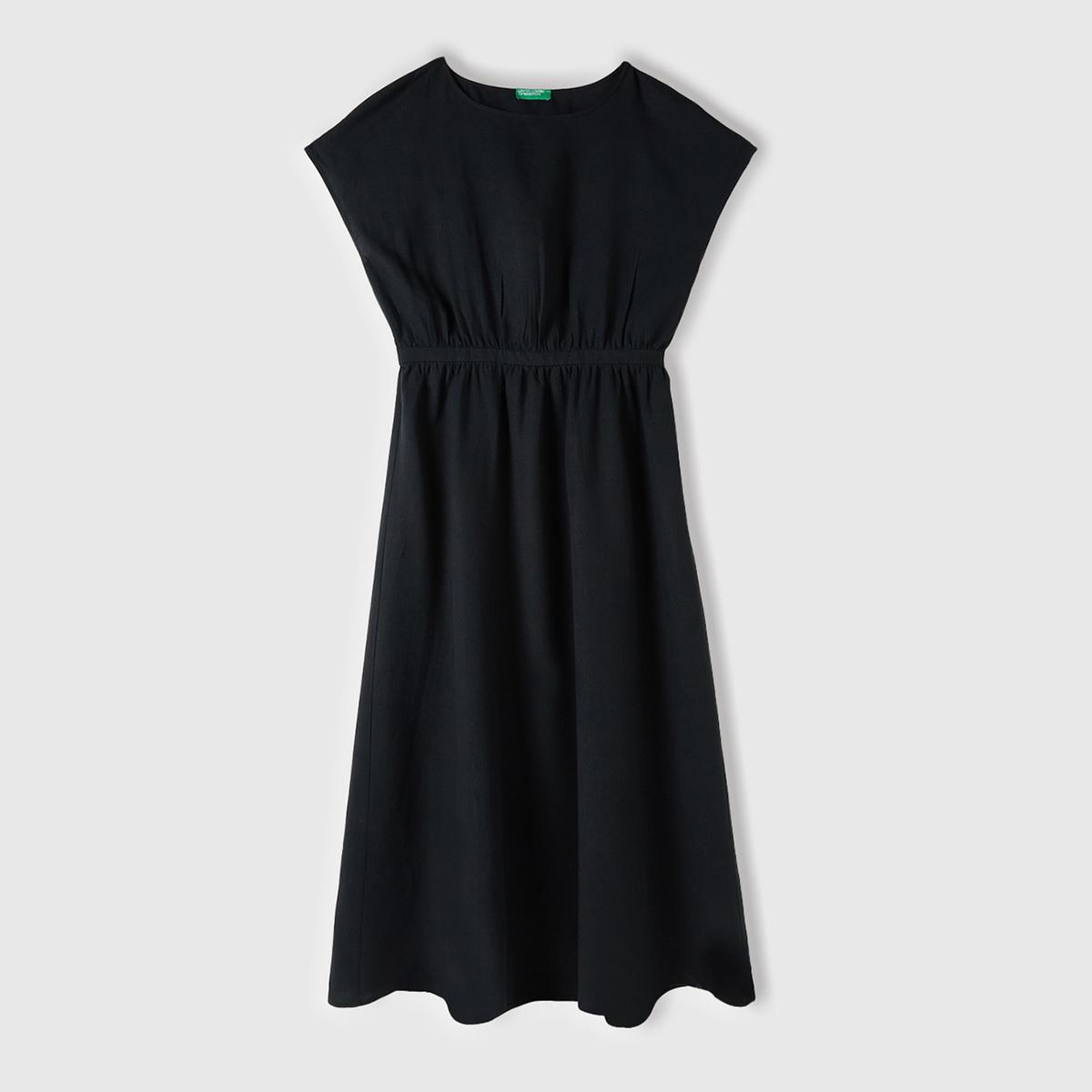 Kadın Siyah Liyosel ve Keten Karışımlı Beli Büzgülü Kayık Yaka Elbise