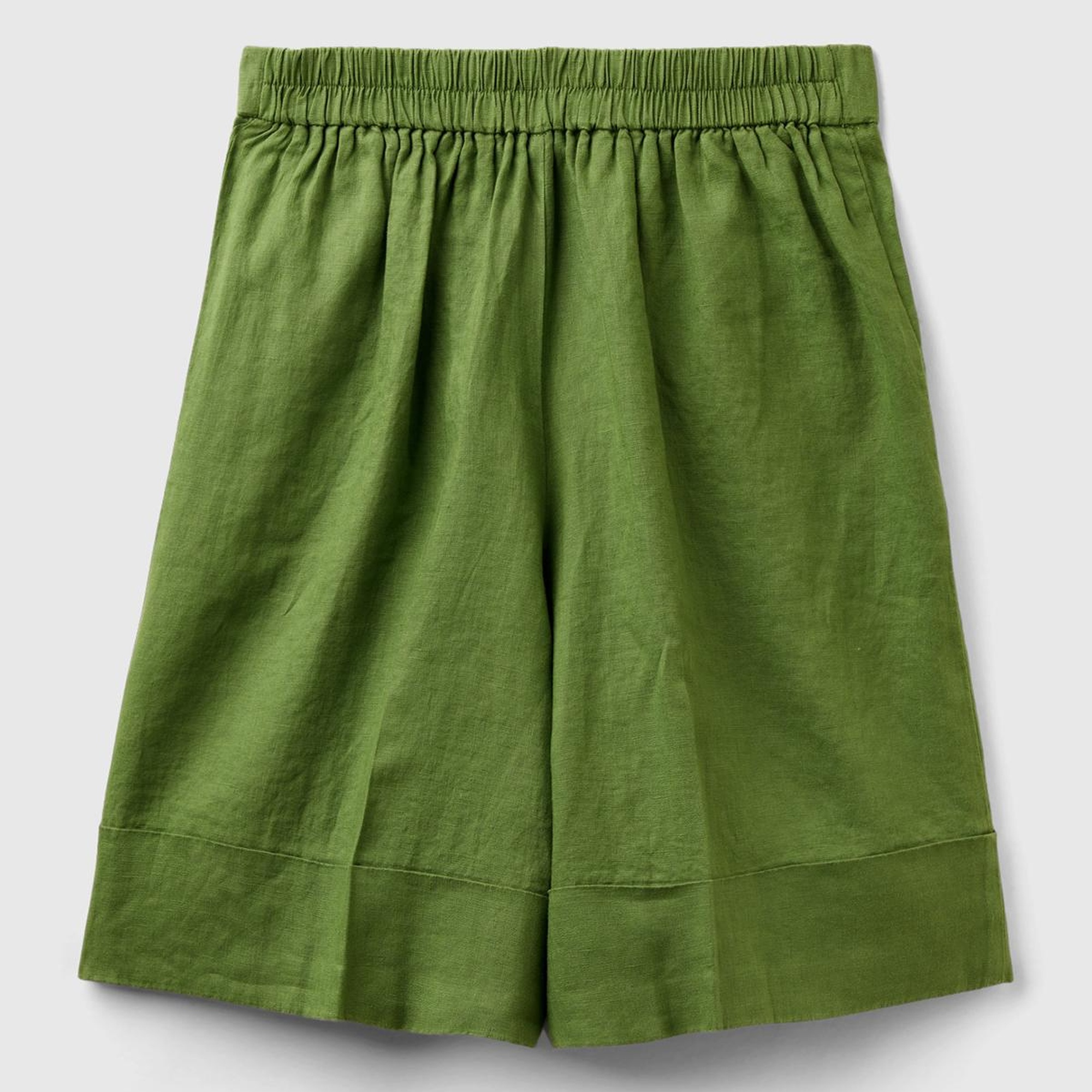 Kadın Soluk Yeşil %100 Keten Beli Lastikli  Bermuda Şort