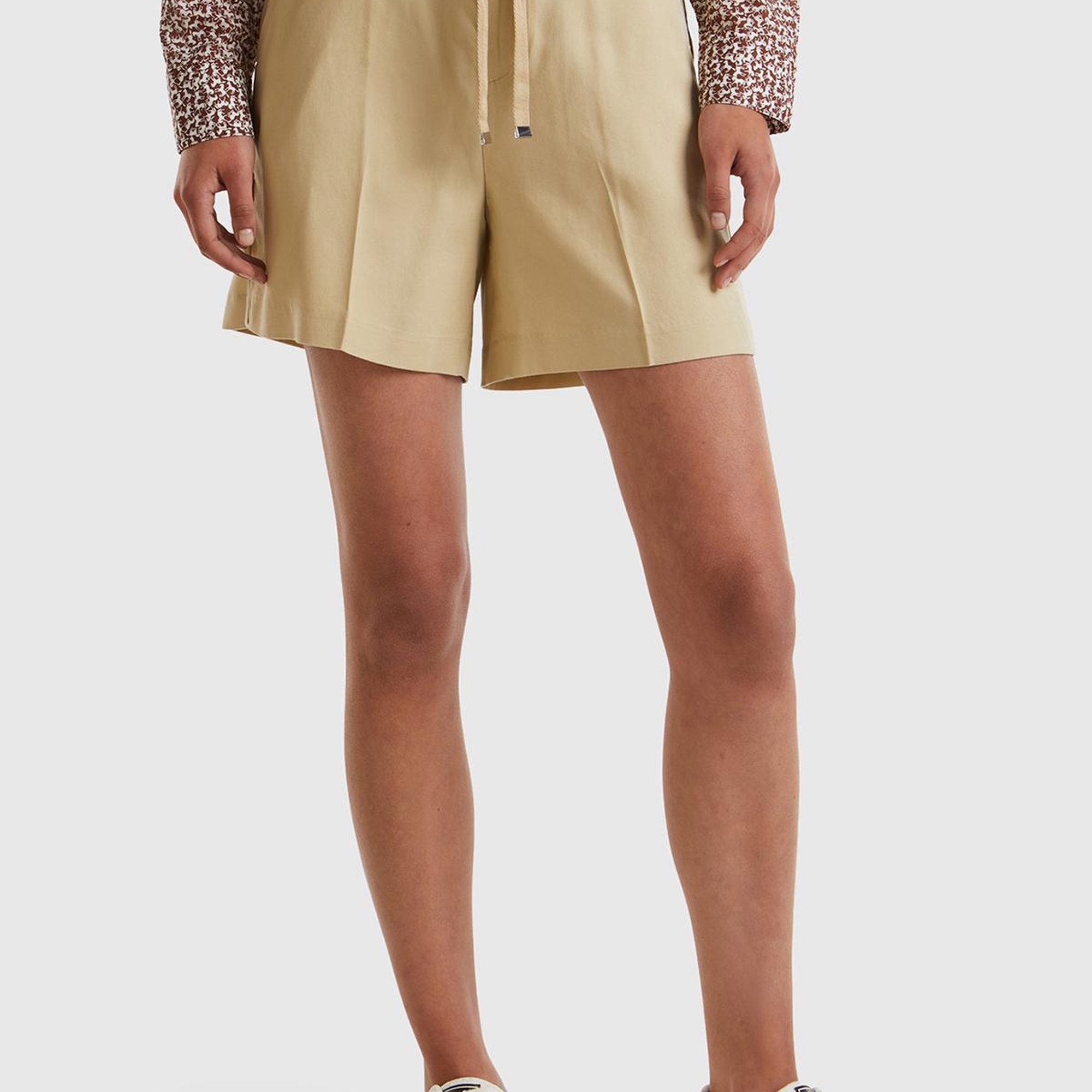 Kadın Bej %100 Liyosel Beli İpli Şort