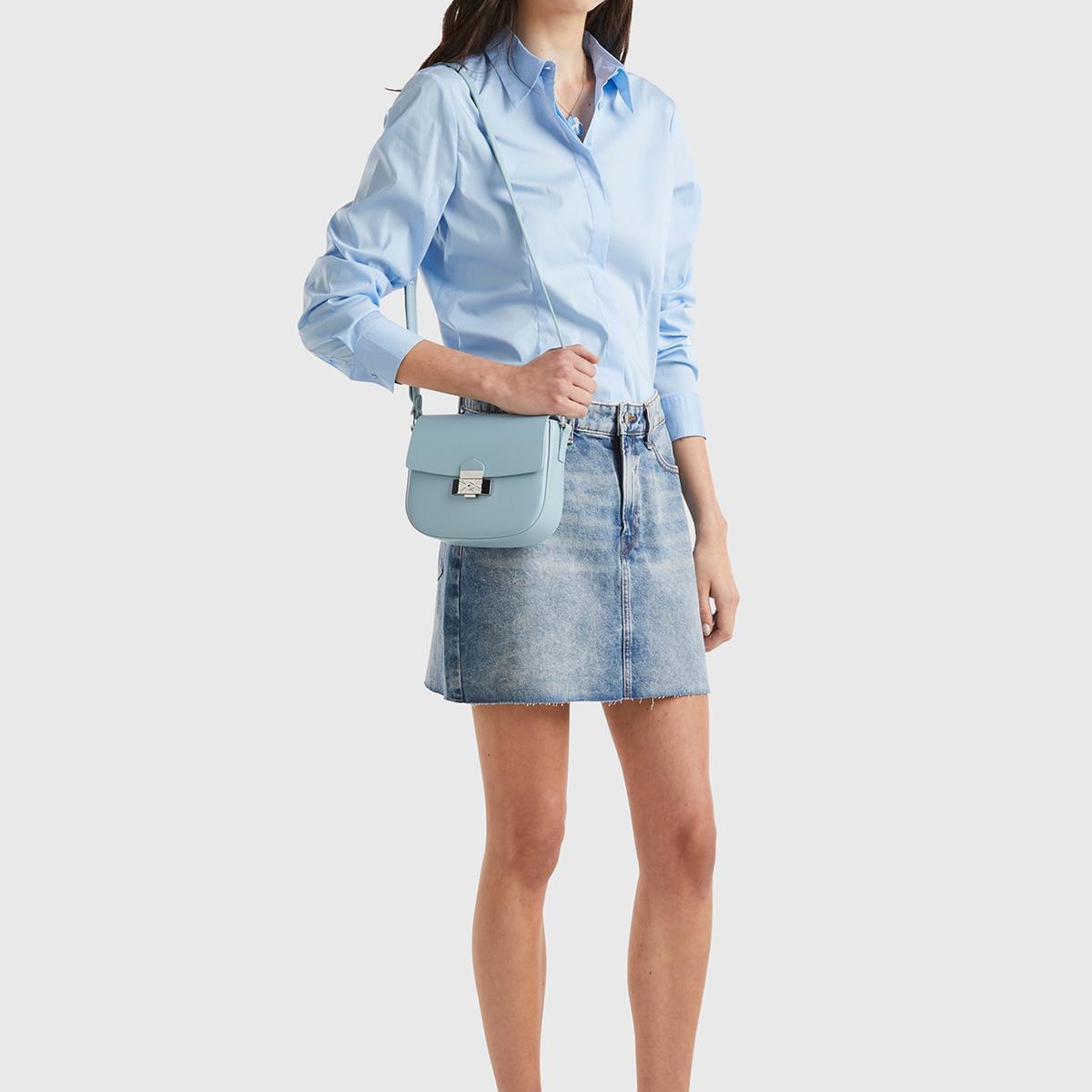 Kadın Lacivert %100 Pamuk Ucu Dikişsiz 5 Cepli Mini Denim Etek