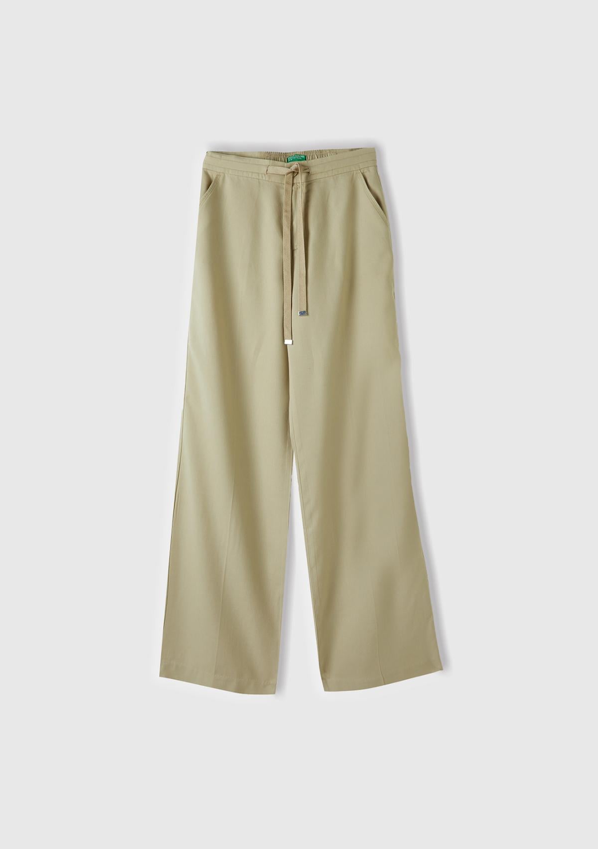  Kadın Bej %100 Liyosel Önü Pileli Beli İpli ve Düğmeli Pantolon