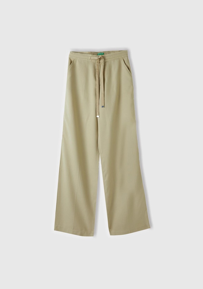  Kadın Bej %100 Liyosel Önü Pileli Beli İpli ve Düğmeli Pantolon