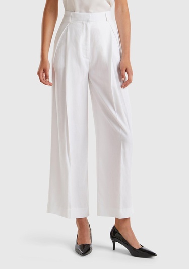  Kadın Beyaz Liyosel ve Keten Karışımlı Önü Pilili Pantolon