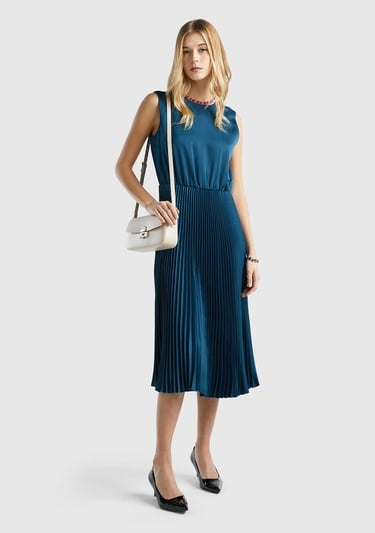  Kadın Petrol Mavisi Önü Detaylı Sıfır Kol Bisiklet Yaka Uzun Elbise