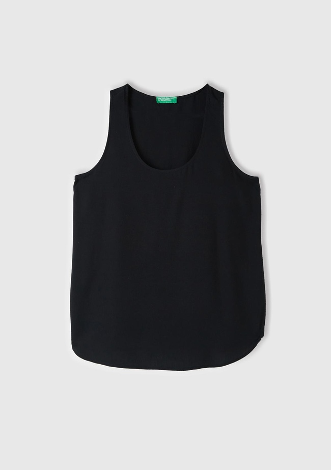  Kadın Siyah %100 Viskoz Dekoratif Dikişli Geniş Bisiklet Yaka Kolsuz Bluz