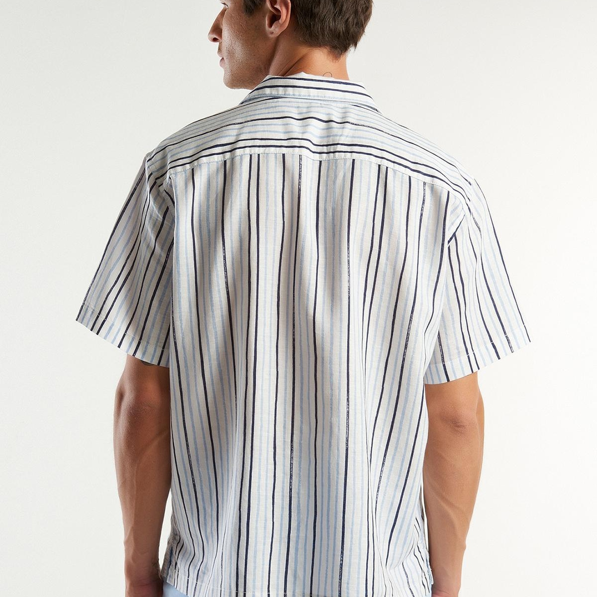 Erkek Beyaz Mix Keten Karışımlı Desenli Kısa Kollu Gömlek