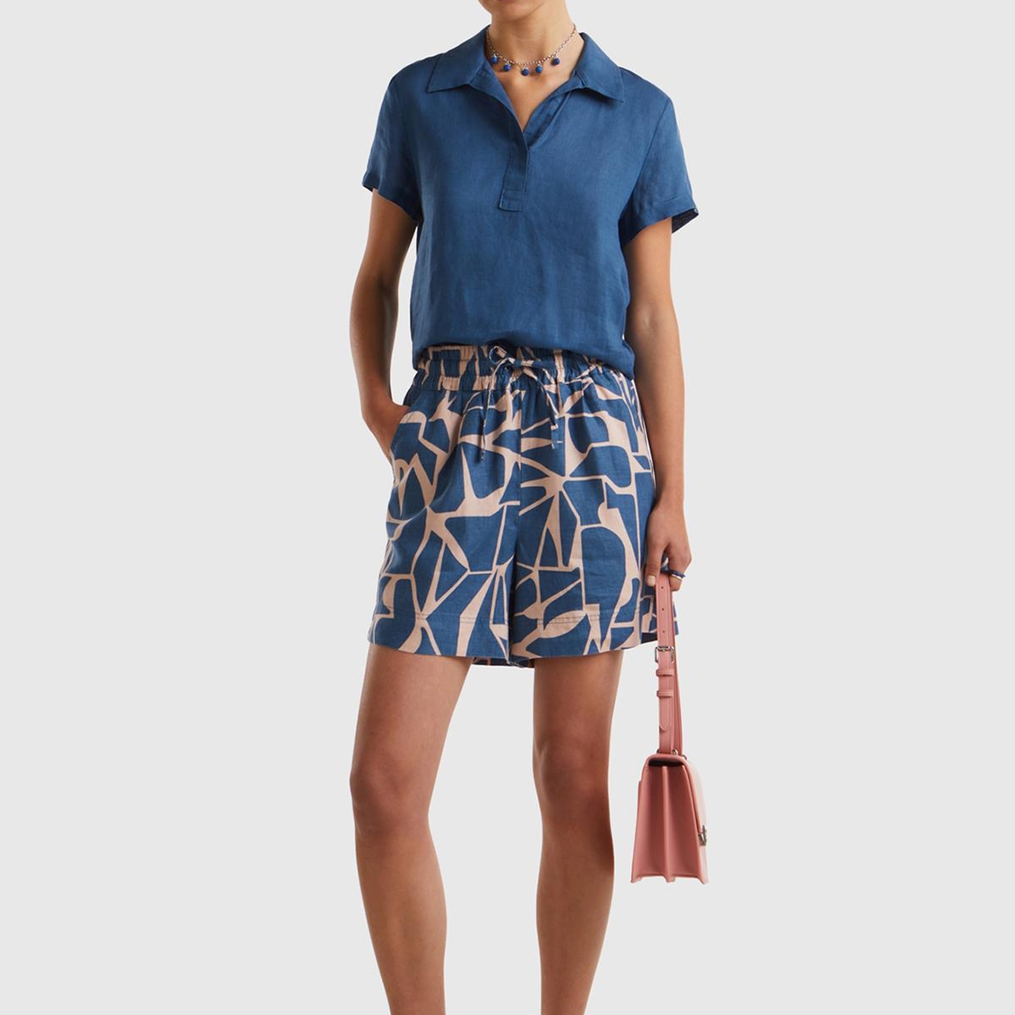 Kadın Lacivert %100 Keten Tamamı Desenli Beli Bağlamalı Şort