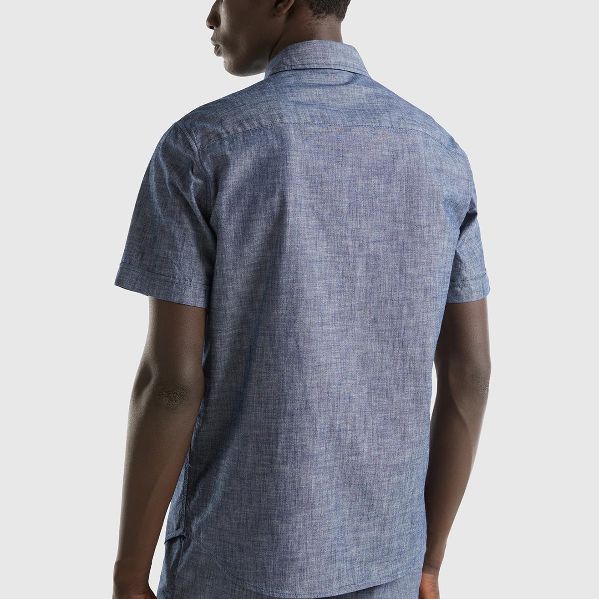 Erkek İndigo %100 Pamuk Göğüs Cepli Kısa Kollu Denim Gömlek