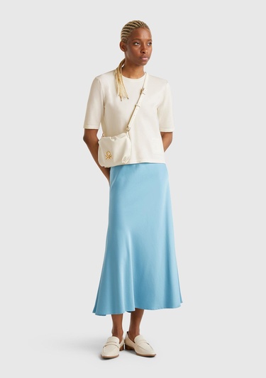  Kadın Krem Streç Kumaşlı Önü Cepli Relax Fit Bisiklet Yaka Kazak