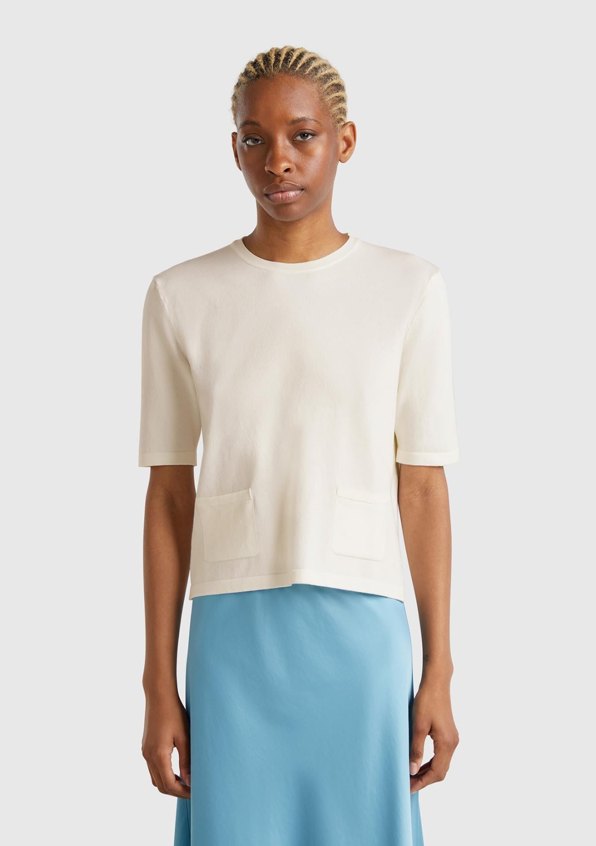  Kadın Krem Streç Kumaşlı Önü Cepli Relax Fit Bisiklet Yaka Kazak