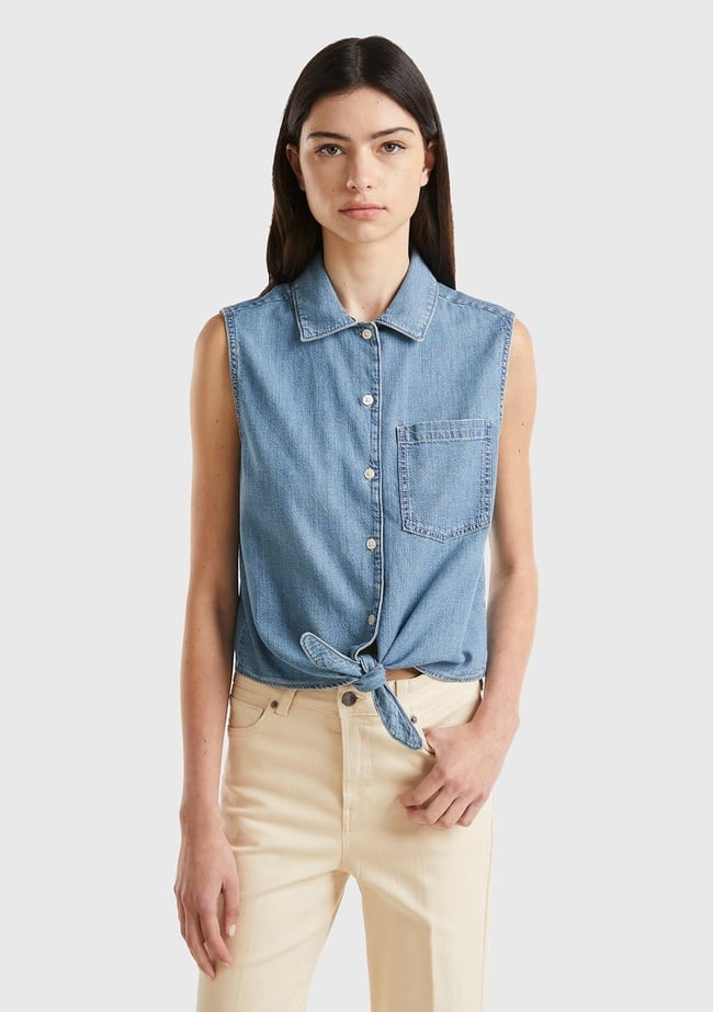  Kadın Mavi %100 Pamuk Göğsü Yama Cepli Kolsuz Denim Gömlek