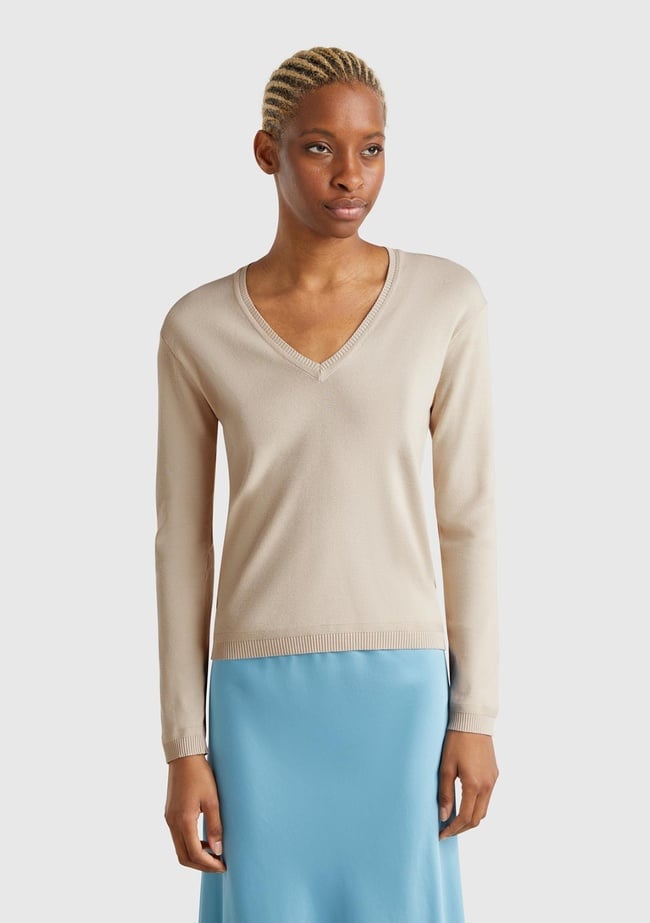  Kadın Taş Rengi %100 Pamuk Nervür Detaylı V Yaka İnce Kazak