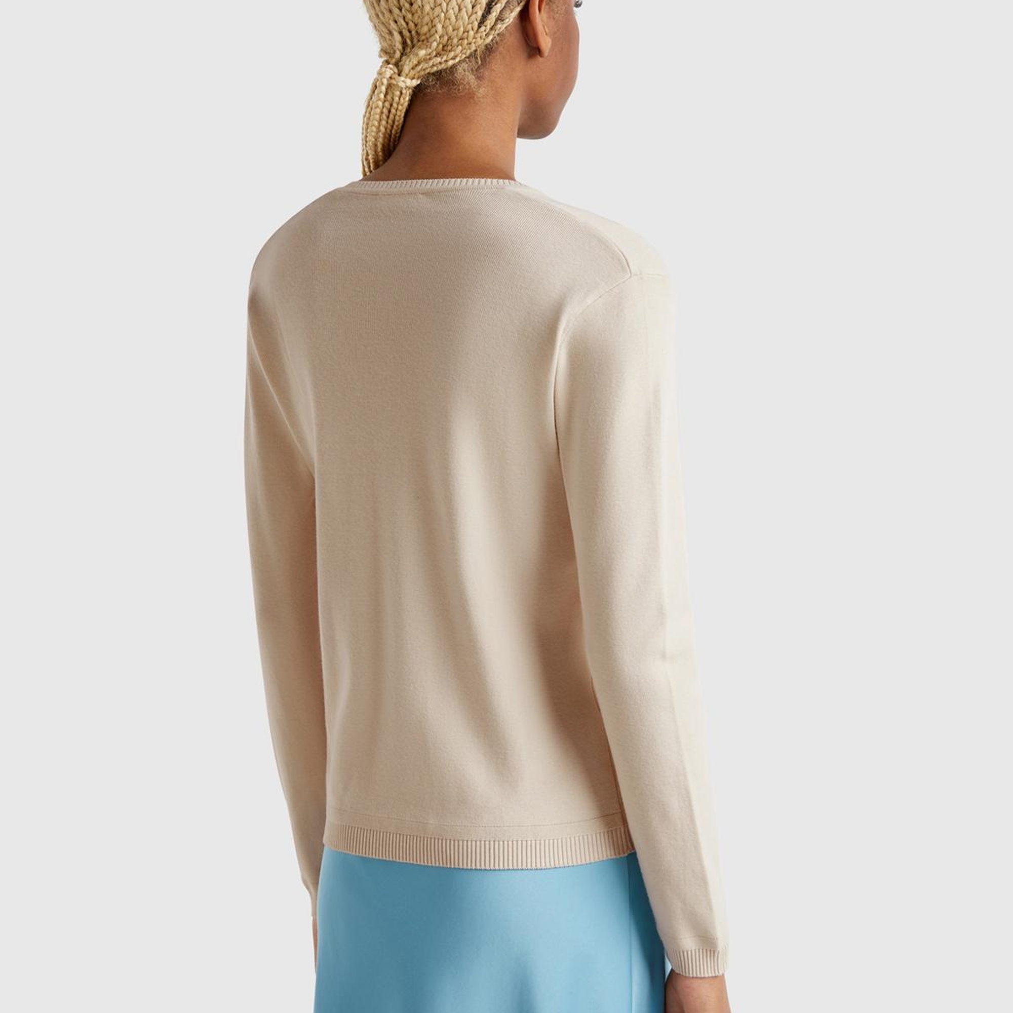 Kadın Taş Rengi %100 Pamuk Nervür Detaylı V Yaka İnce Kazak