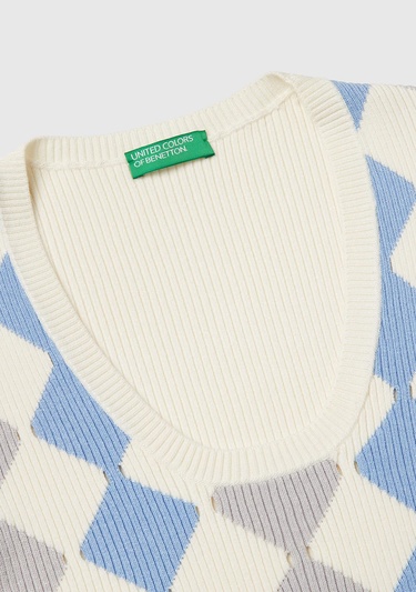  Kadın Krem Baklava Desenli Nervür Detaylı Ribanalı Crop Süveter