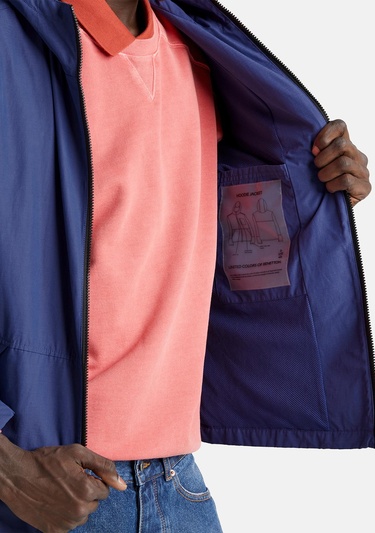  Erkek Lavanta Mavisi Pamuk Karışımlı Önü Yama Cepli Fermuarlı Kapüşonlu Ceket