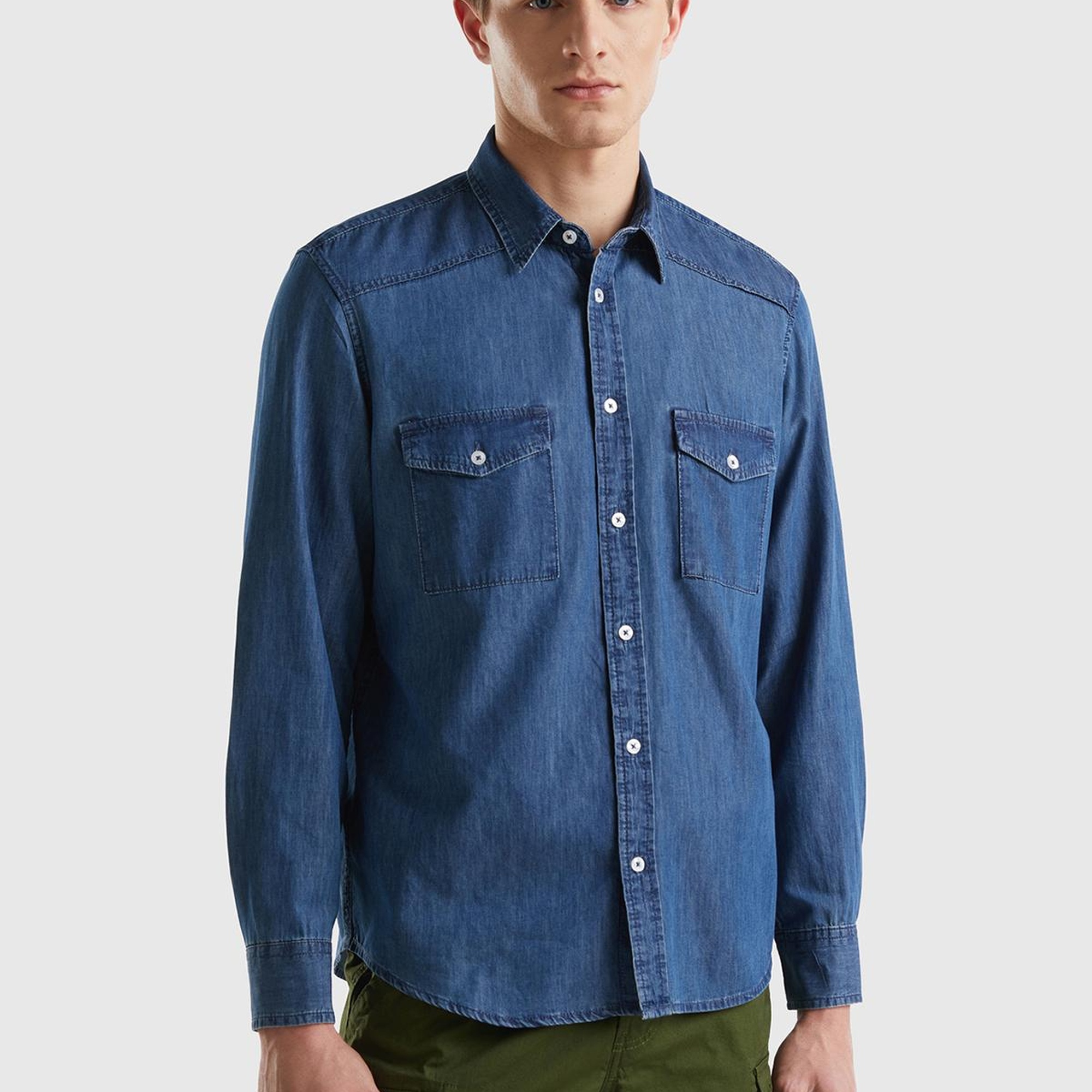 Erkek İndigo %100 Pamuk Göğüs Cepli Uzun Kollu Denim Gömlek