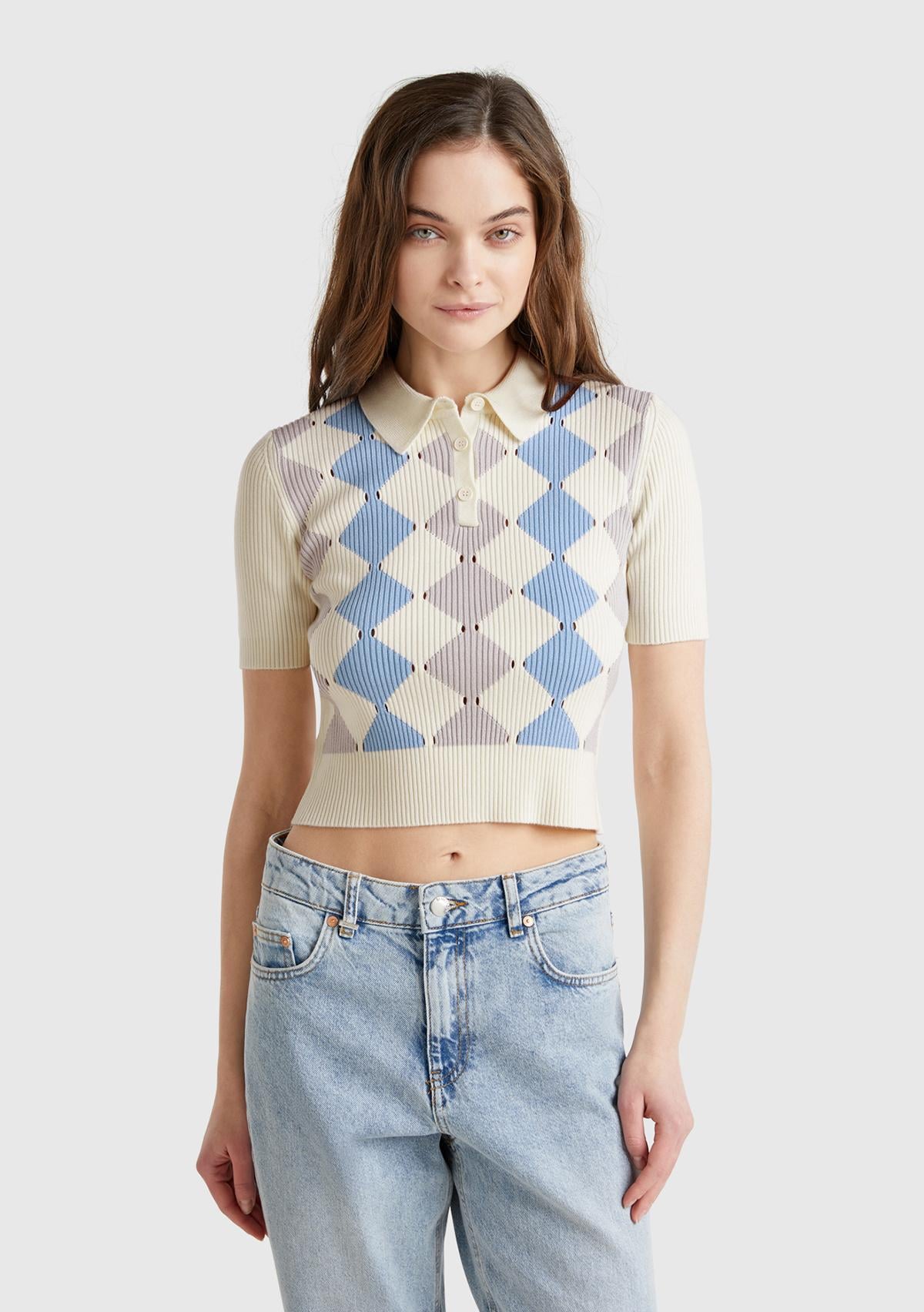  Kadın Krem Baklava Desenli Nervür Detaylı Polo Yaka Kısa Kollu Kazak