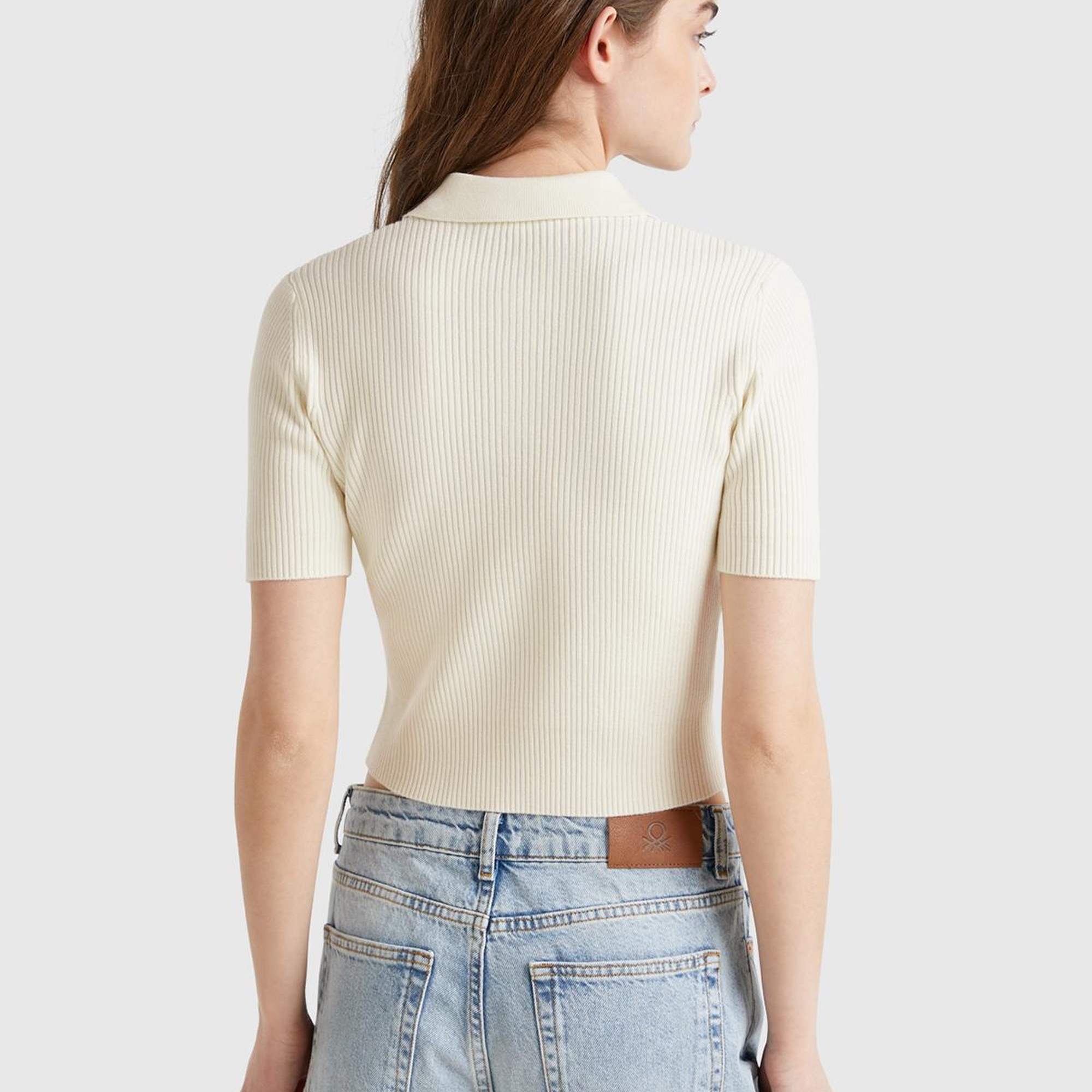 Kadın Krem Baklava Desenli Nervür Detaylı Polo Yaka Kısa Kollu Kazak