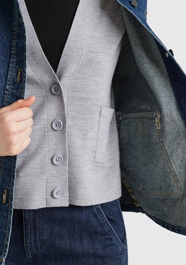  Kadın Koyu Mavi %100 Pamuk Cepli Düğmeli Oversize Denim Ceket