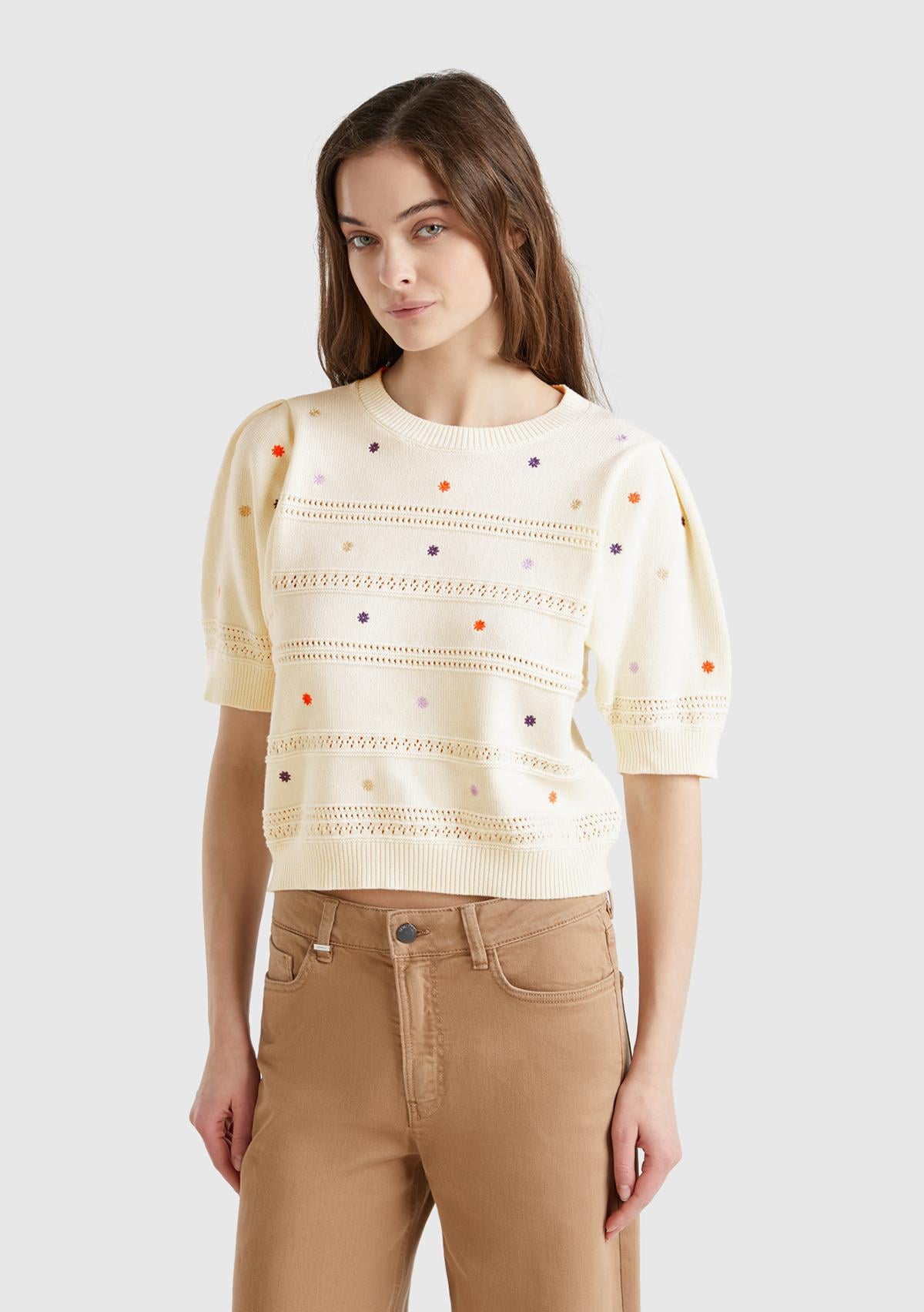  Kadın Krem %100 Pamuk Desenli Yarım Kol Regular Fit Bisiklet Yaka Kazak