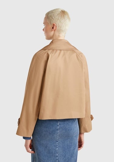  Kadın Bej Pamuklu Önü ve Kolu Düğmeli Astarlı Crop Ceket