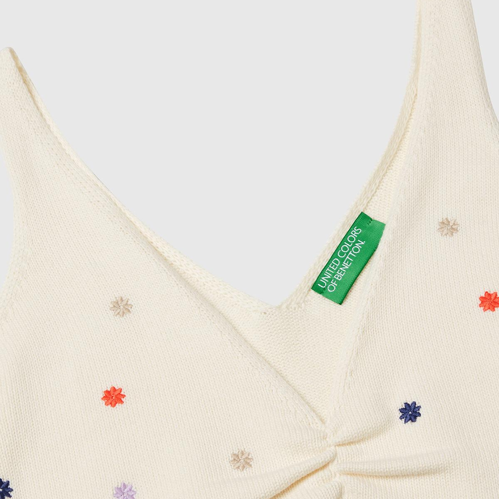 Kadın Krem %100 Pamuk Çiçek İşlemeli Göğsü Büzgülü Regular Fit Triko Atlet