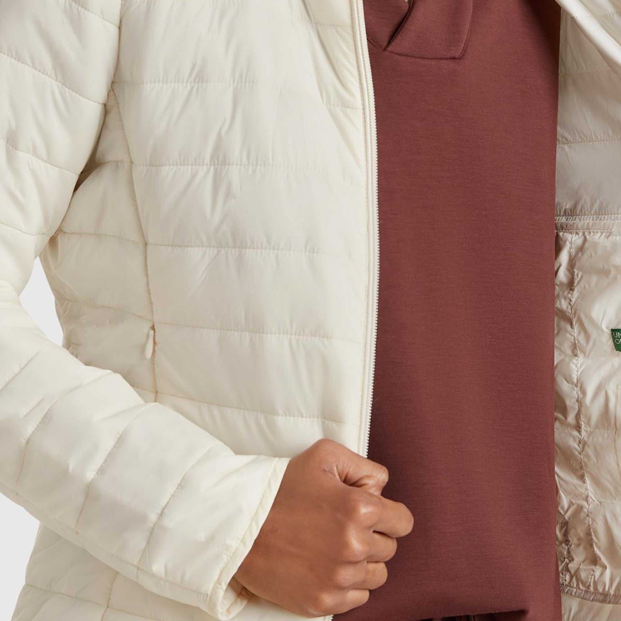 Kadın Krem Polyester Dolgulu Feramuarlı Kapüşonlu Slim Fit Puffer Mont