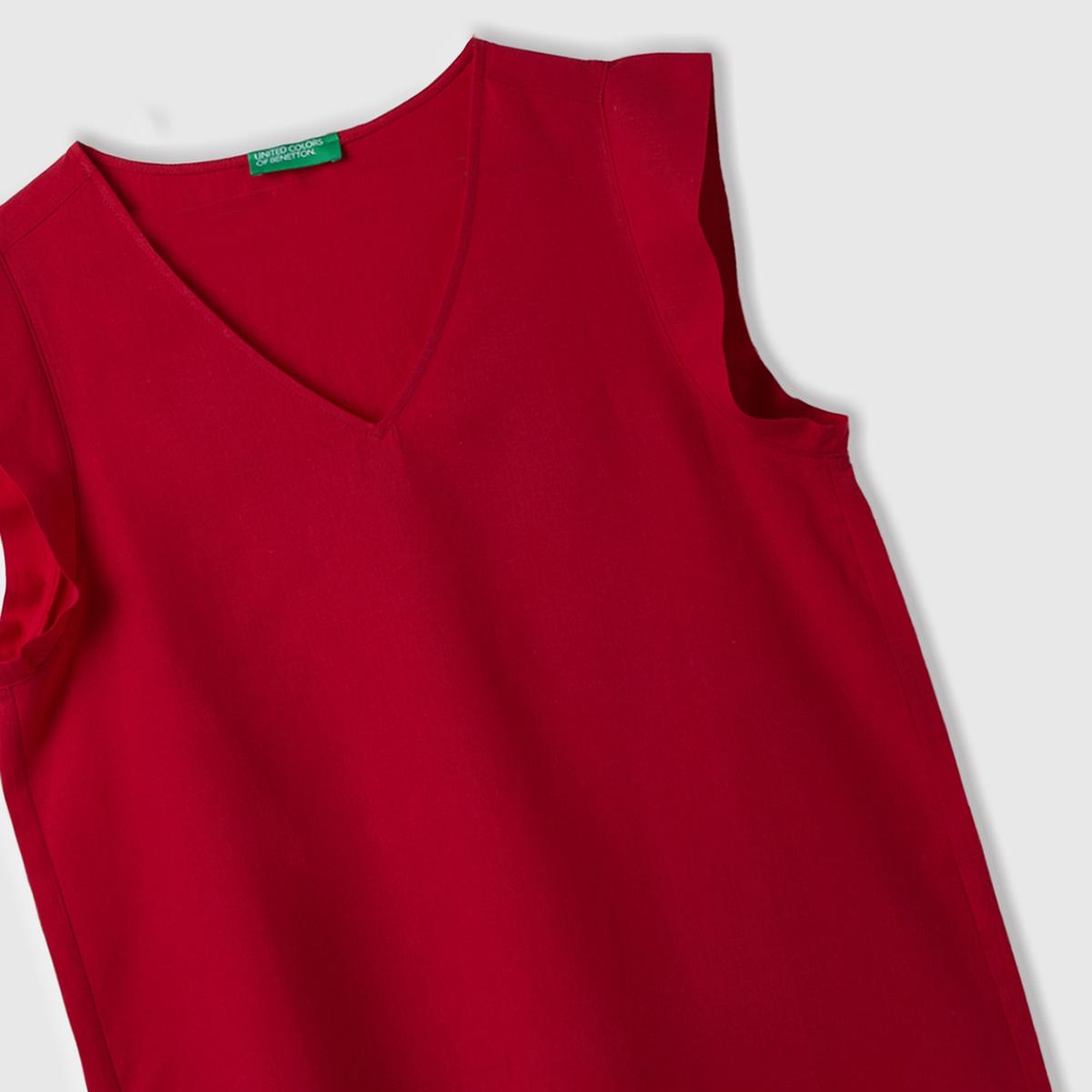 Kadın Vişne Liyosel ve Keten Karışımlı Geniş Kesim V Yaka Bluz