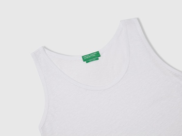  Kadın Beyaz %100 Keten Yanları Yırtmaçlı Regular Fit Yuvarlak Yaka Atlet