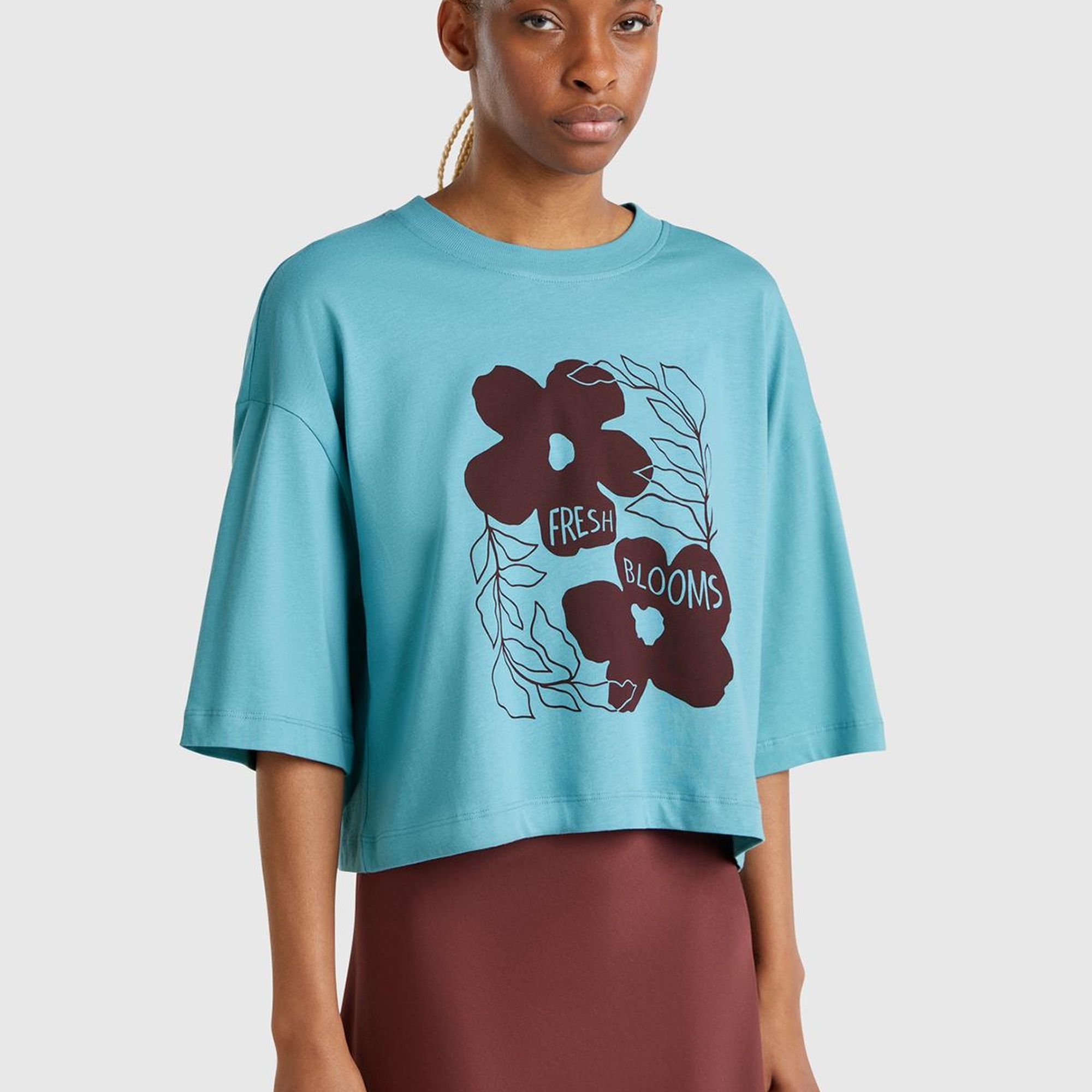 Kadın Mavi %100 Koton Çiçek Desenli Boxy Fit T-Shirt